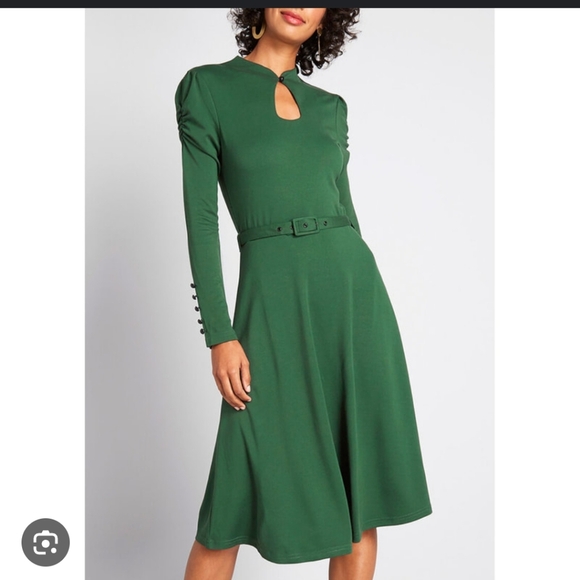 Voodoo Vixen Forest Green Long Sleeve Dress - Picture 1 of 5